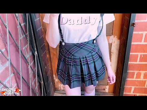 ❤️ Schoolgirl Sikini derinden Sucks ve sınıflar yerine sikikleri. ❤️ Sadece porno tr.hochu-sex-tomsk.ru