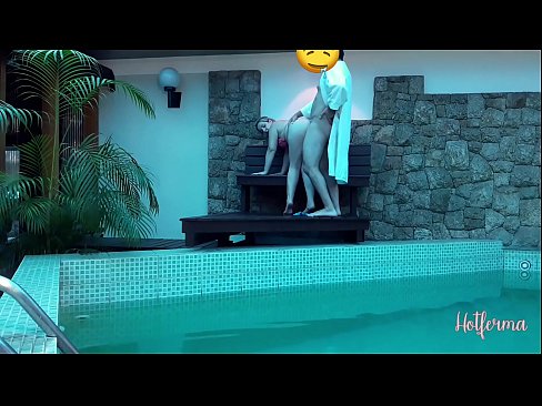 ❤️ Patron hizmetçiyi havuza davet eder ama bir sıcağa dayanamaz ❤️ Sadece porno tr.hochu-sex-tomsk.ru