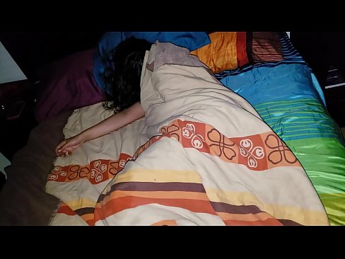 ❤️ Üvey oğul, genç üvey annesini uyurken azarlıyor. ❤️ Sadece porno tr.hochu-sex-tomsk.ru